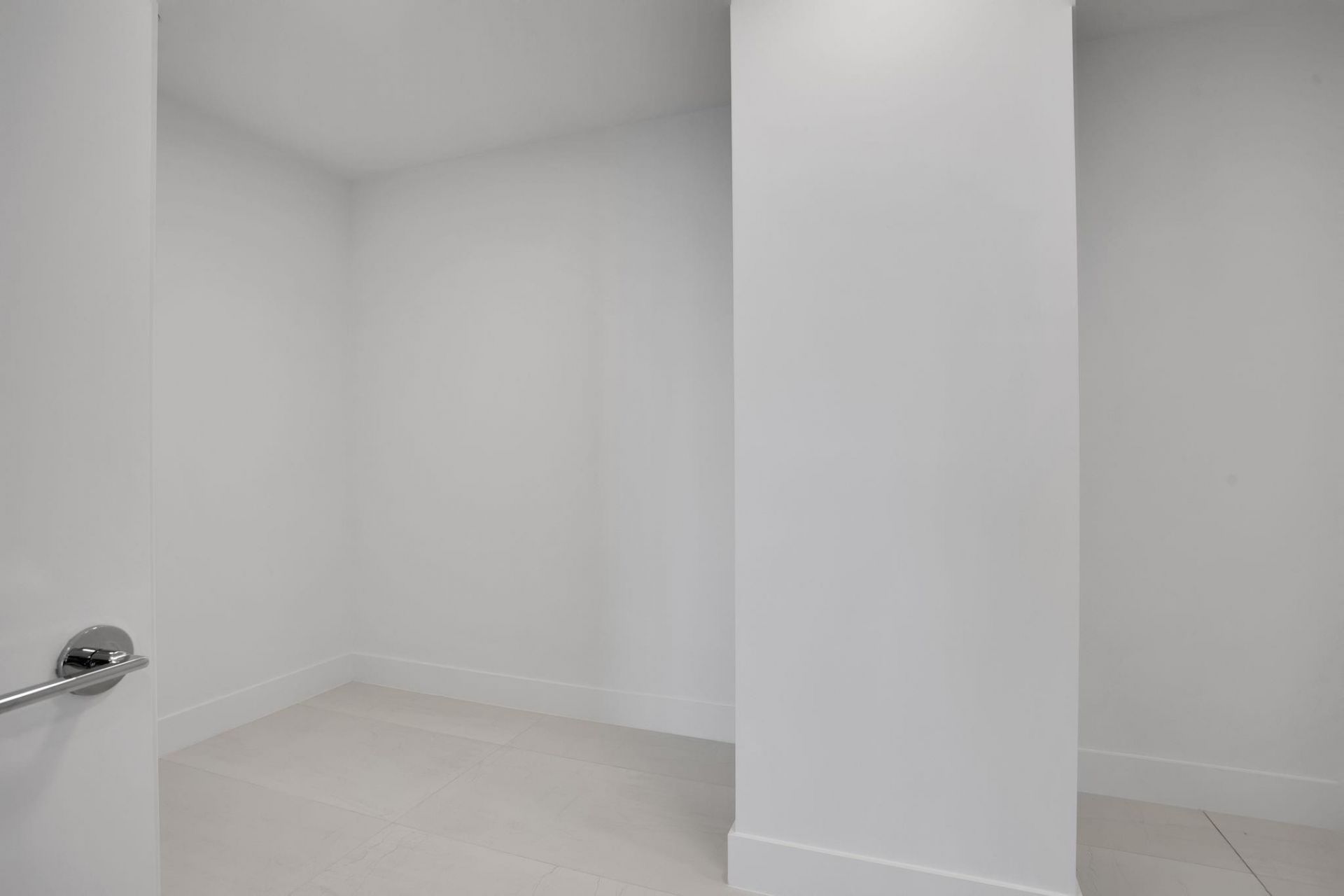 151 N Seabreeze Blv, Unit E-1204, Fort Lauderdale, FL 33304 Photo