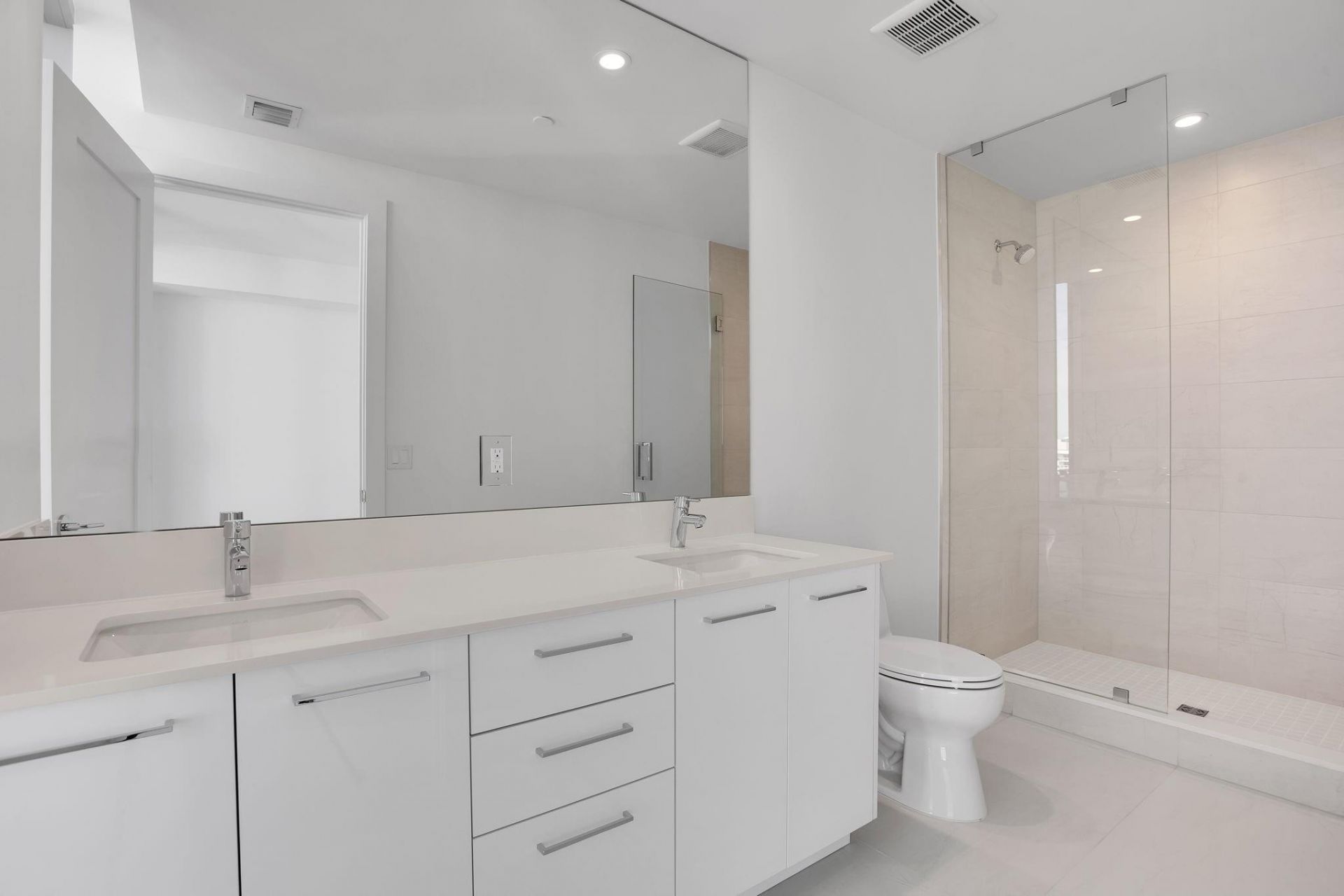 151 N Seabreeze Blv, Unit E-1204, Fort Lauderdale, FL 33304 Photo