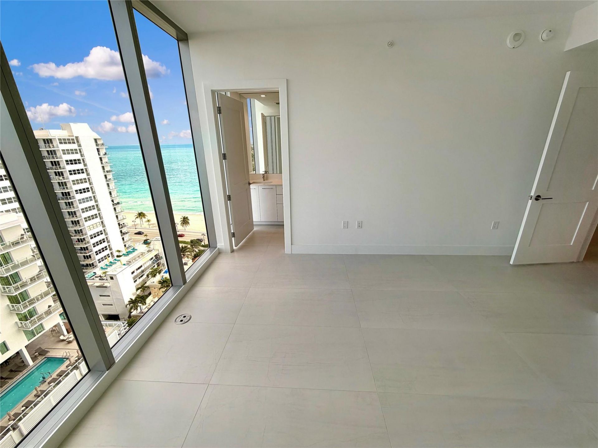 151 N Seabreeze Blv, Unit E-1204, Fort Lauderdale, FL 33304 Photo