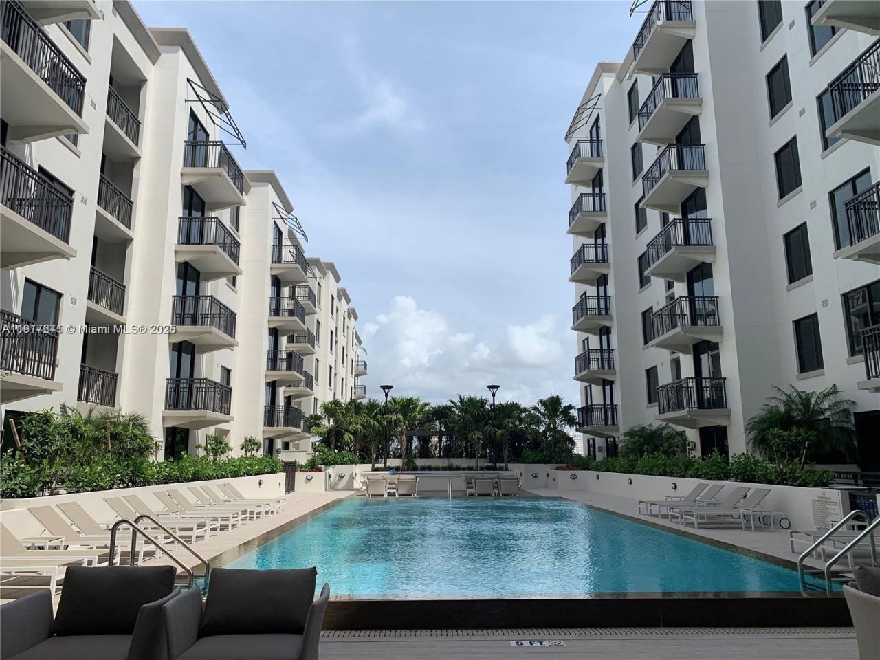 301 Altara Ave, Unit 635, Coral Gables, FL 33146 Photo