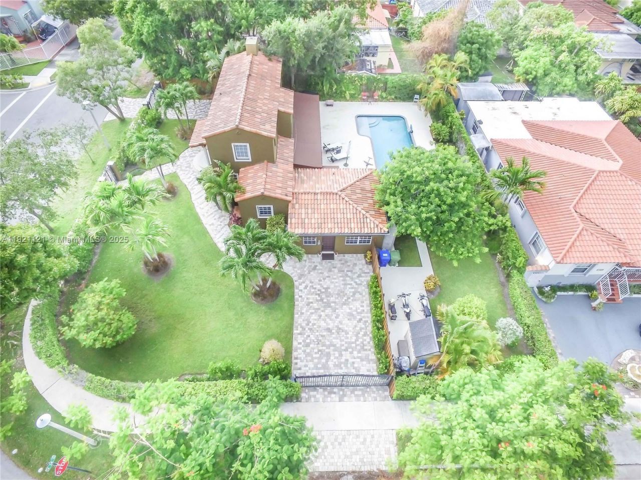 1700 SW 14th Ave, Miami, FL 33145 Photo