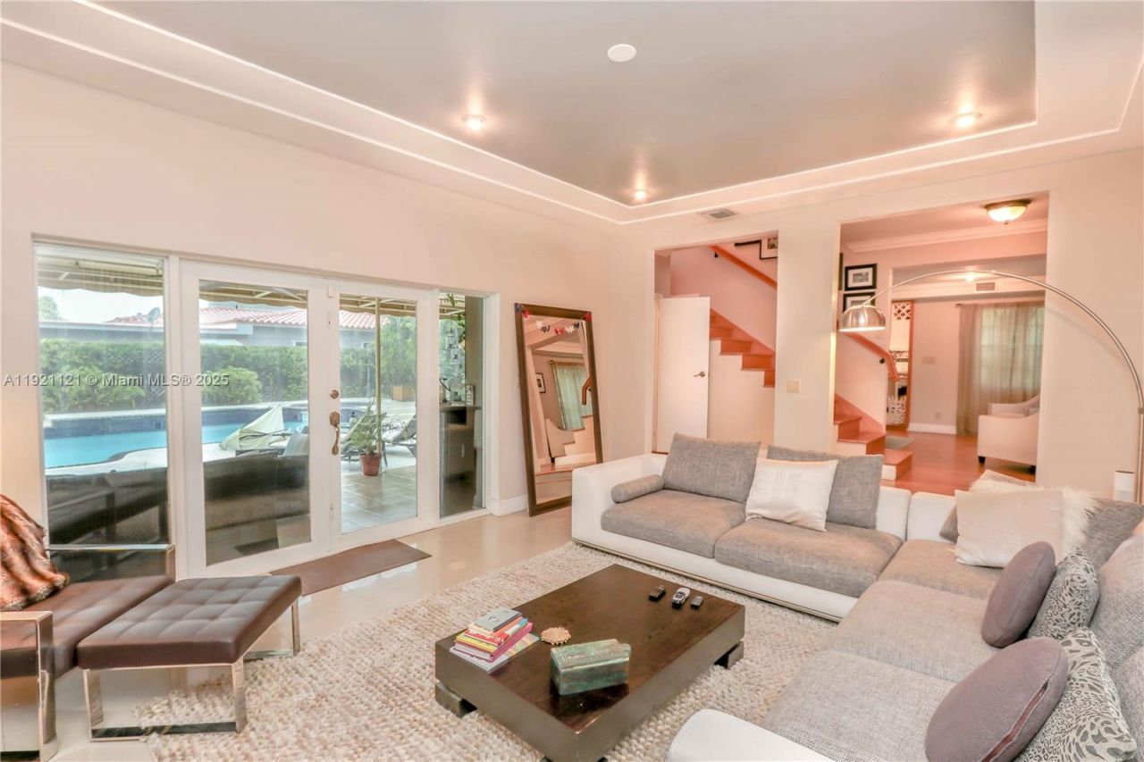 1700 SW 14th Ave, Miami, FL 33145 Photo