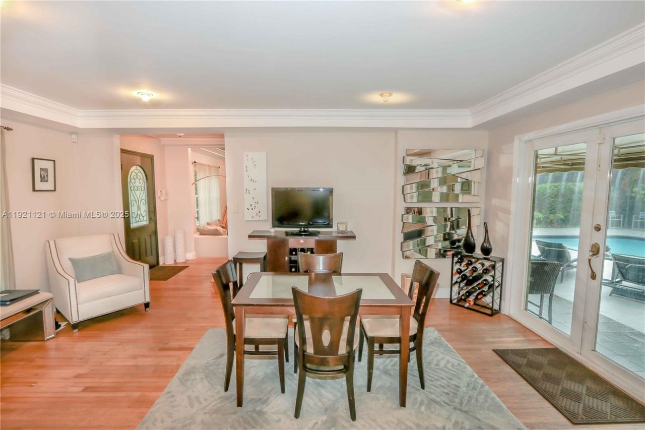 1700 SW 14th Ave, Miami, FL 33145 Photo