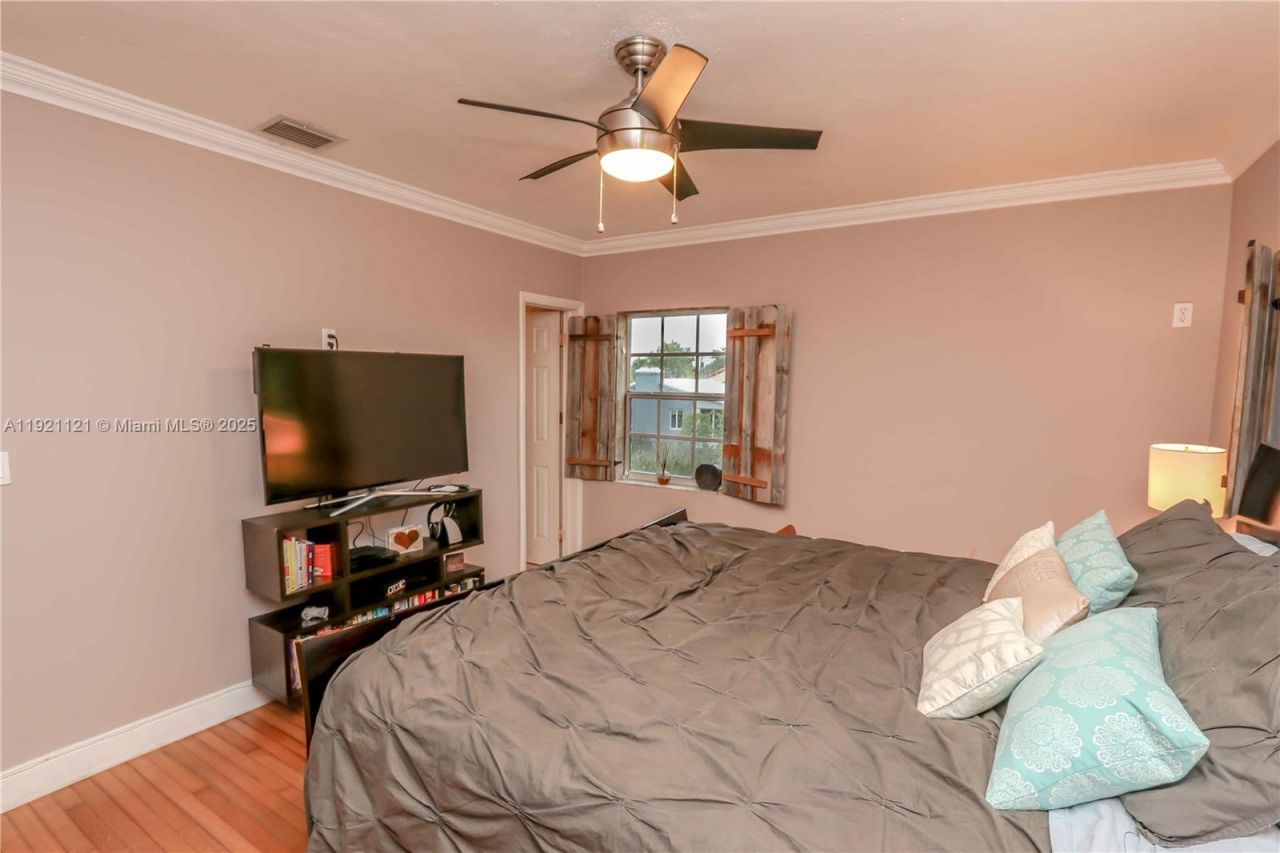 1700 SW 14th Ave, Miami, FL 33145 Photo