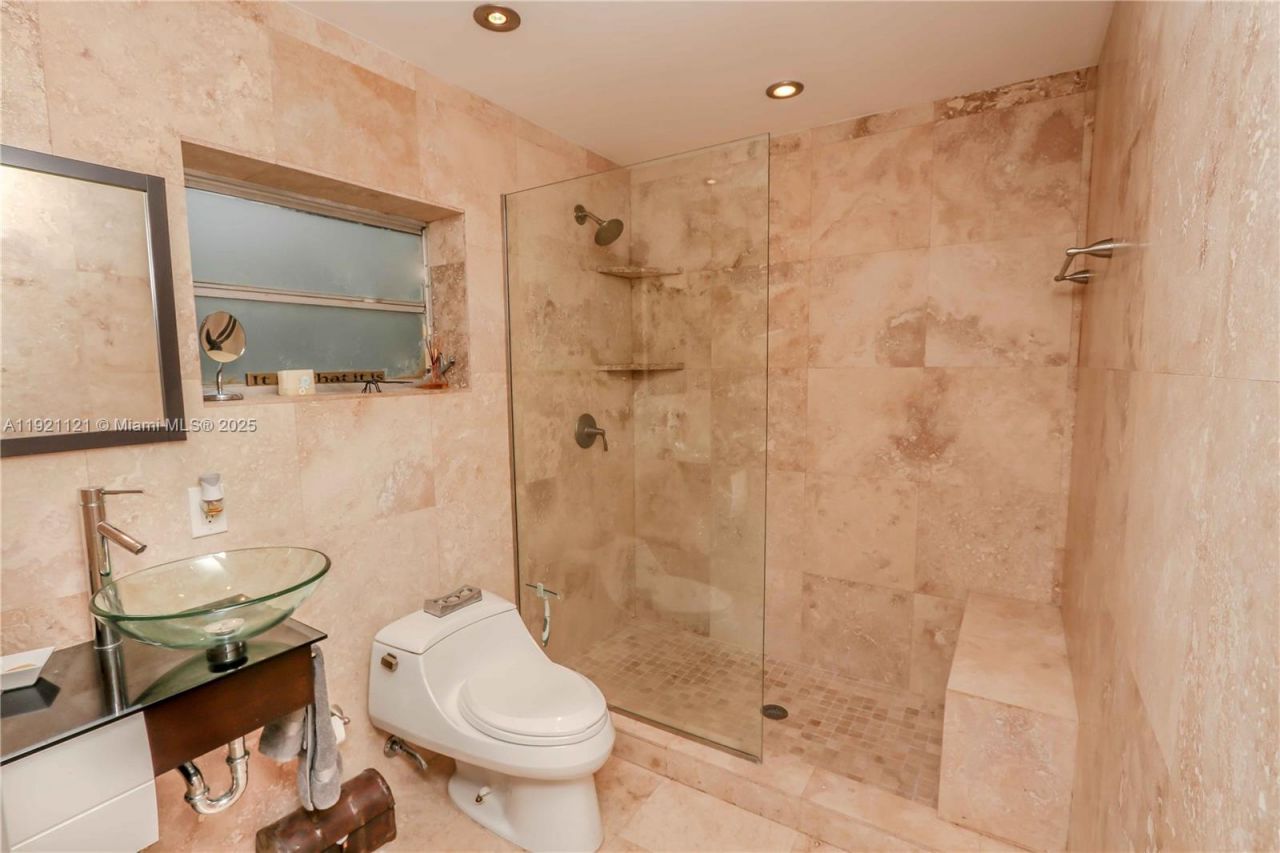 1700 SW 14th Ave, Miami, FL 33145 Photo