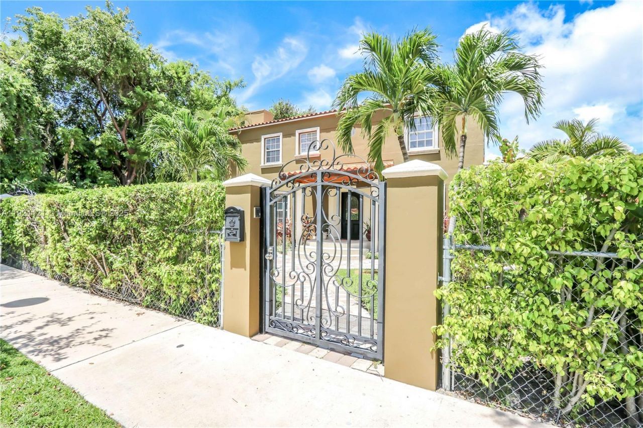 1700 SW 14th Ave, Miami, FL 33145 Photo