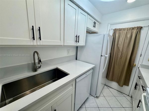 1431 S 14th Ave, Unit 118, Hollywood, FL 33020