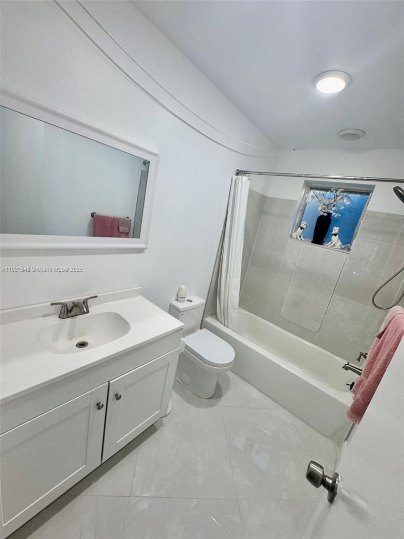 1431 S 14th Ave, Unit 118, Hollywood, FL 33020 Photo