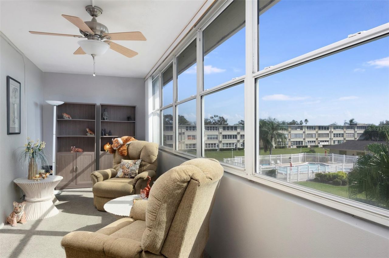 8101 11th Street N, Unit 319, Saint Petersburg, FL 33702 Photo