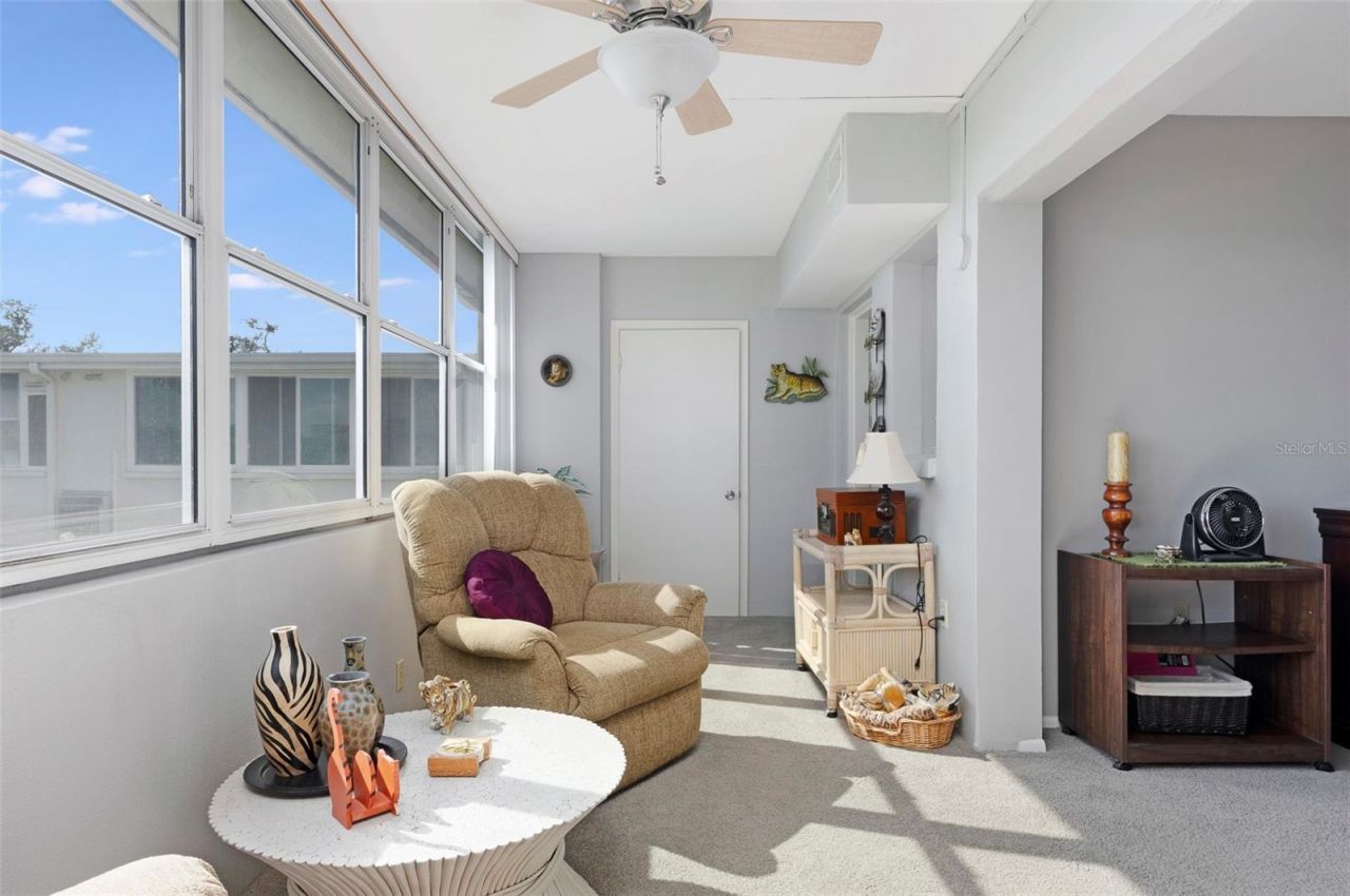 8101 11th Street N, Unit 319, Saint Petersburg, FL 33702 Photo