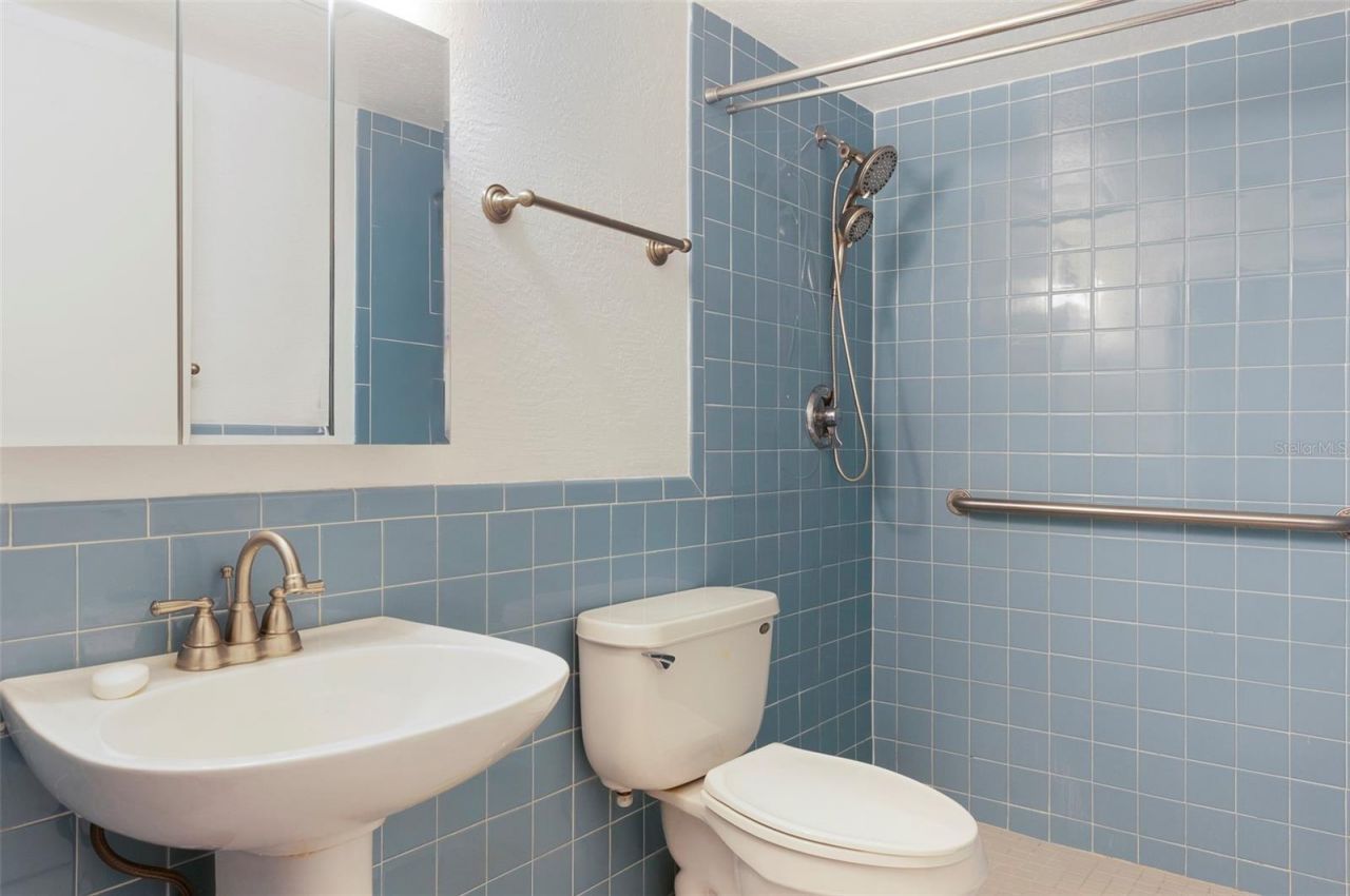 8101 11th Street N, Unit 319, Saint Petersburg, FL 33702 Photo