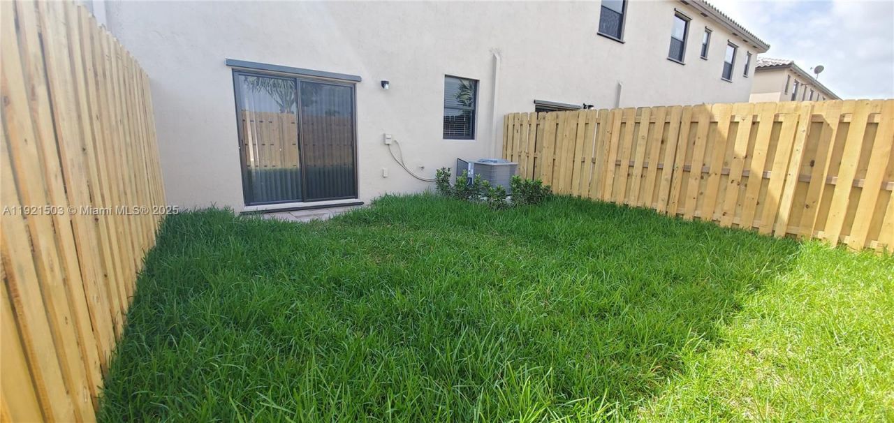 11214 SW 249th St, Homestead, FL 33032 Photo