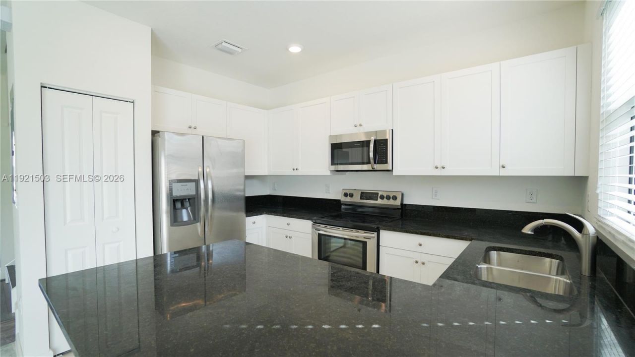 11214 SW 249th St, Homestead, FL 33032 Photo