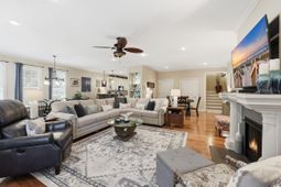 270 Boyle Dr. photo 4