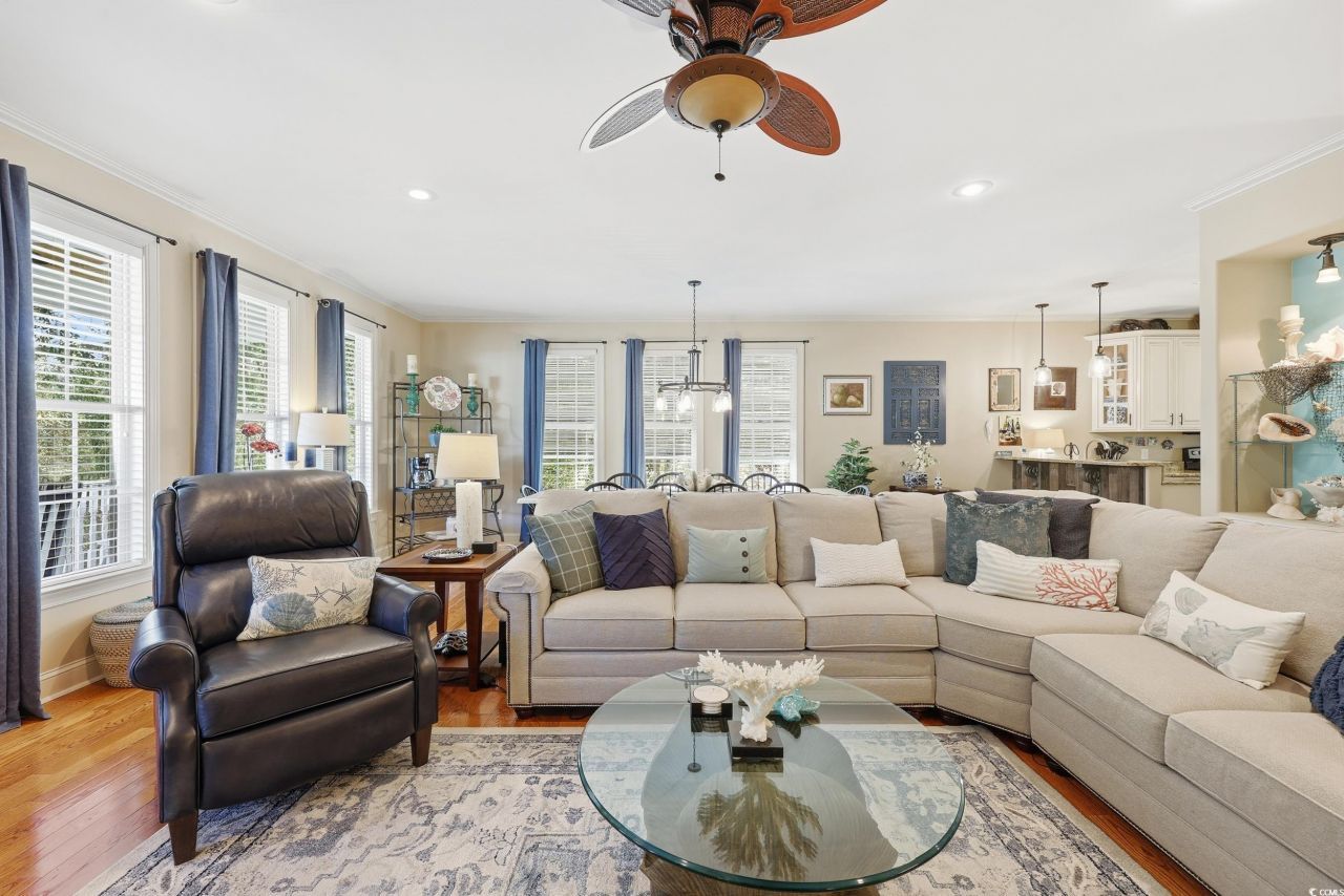 270 Boyle Dr. Photo 4