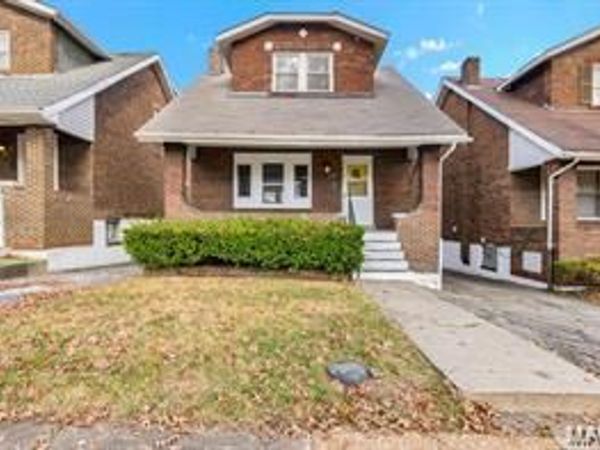 6827 Plymouth Avenue, University City, MO 63130
