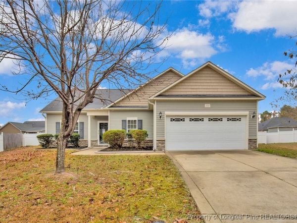 131 Emerywood Court, Raeford, NC 28376