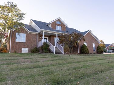 595 Earlymeade Drive, Winchester, KY 40391