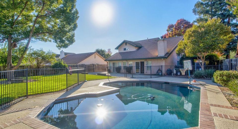 304 Manor Dr, Ione, CA 95640 Photo
