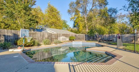 304 Manor Dr, Ione, CA 95640 Photo