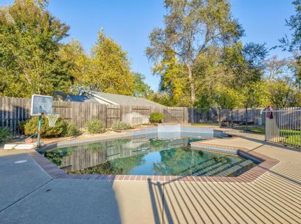 304 Manor Dr, Ione, CA 95640 Photo