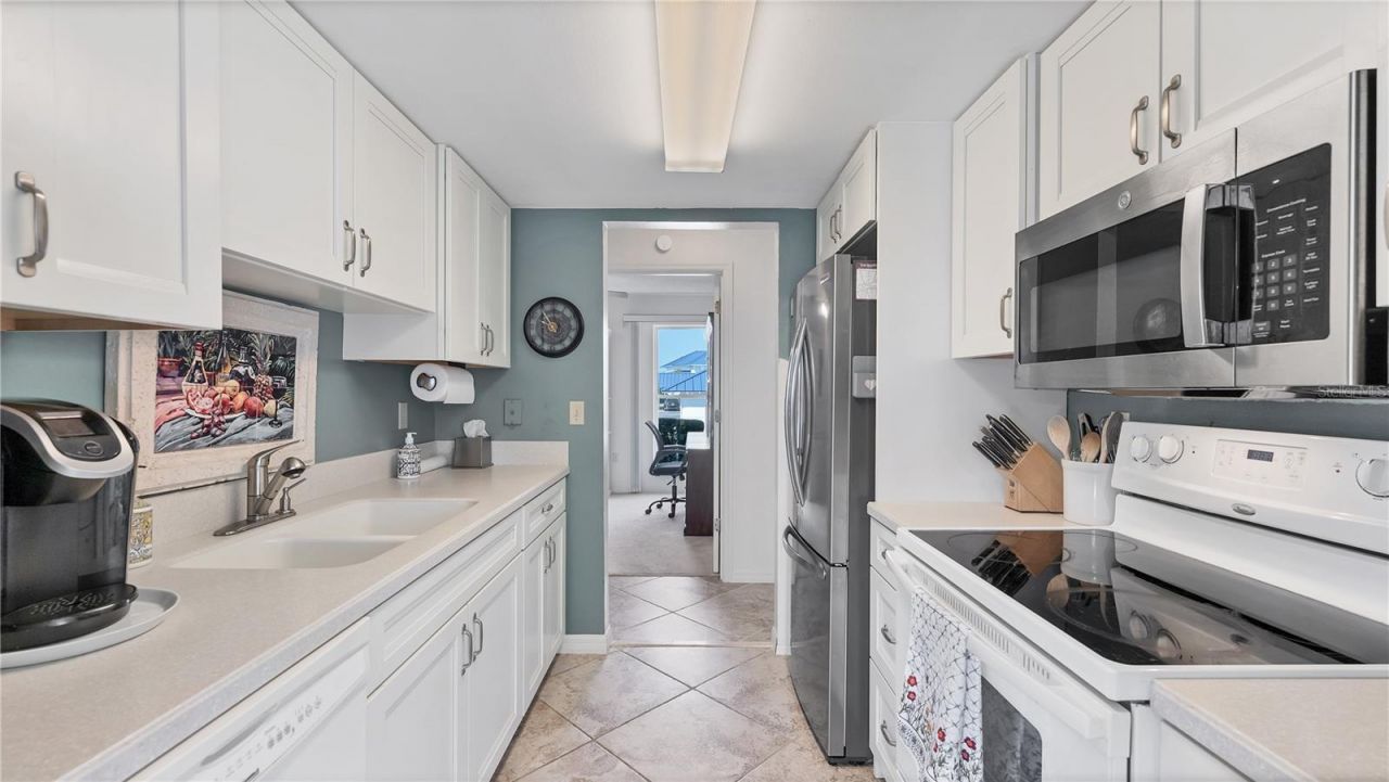 983 Sandpiper Circle, Bradenton, FL 34209 Photo