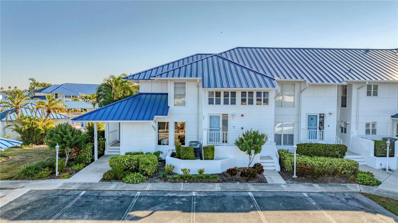 983 Sandpiper Circle, Bradenton, FL 34209 Photo