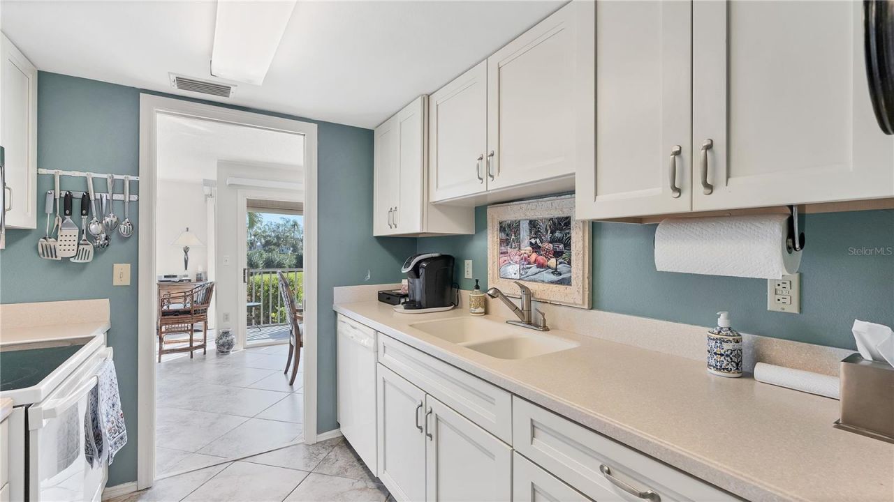 983 Sandpiper Circle, Bradenton, FL 34209 Photo