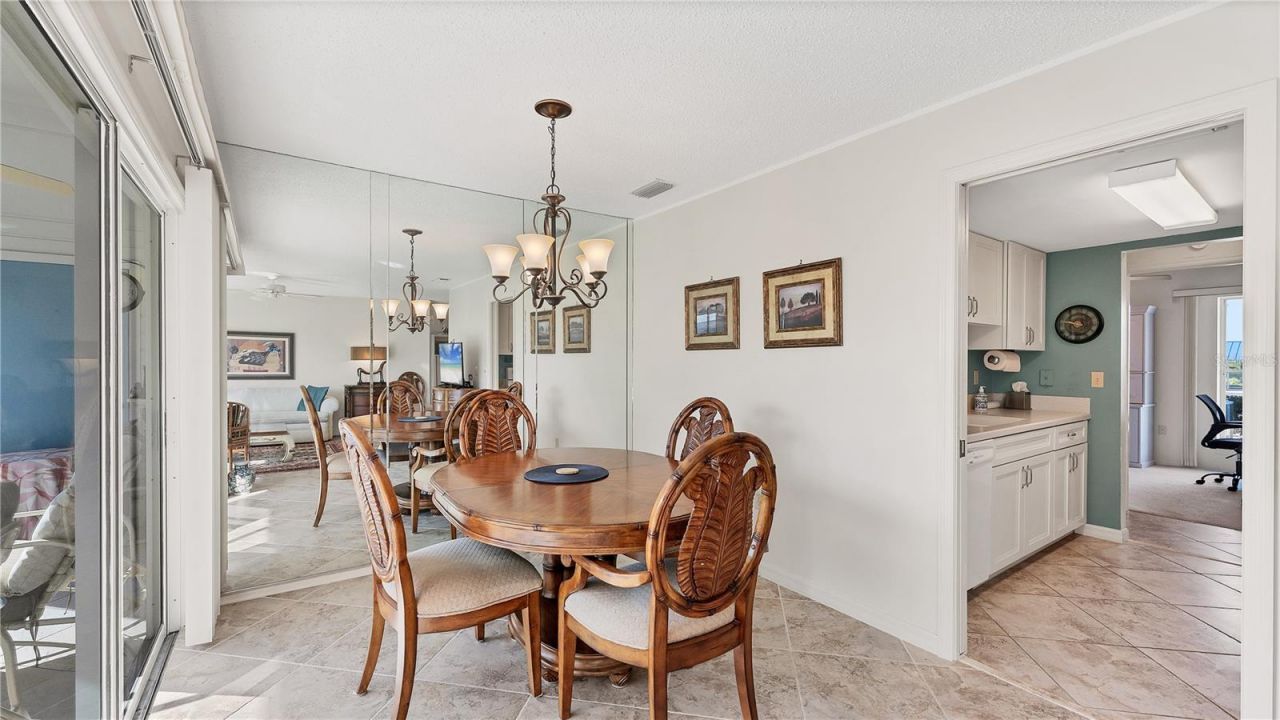 983 Sandpiper Circle, Bradenton, FL 34209 Photo