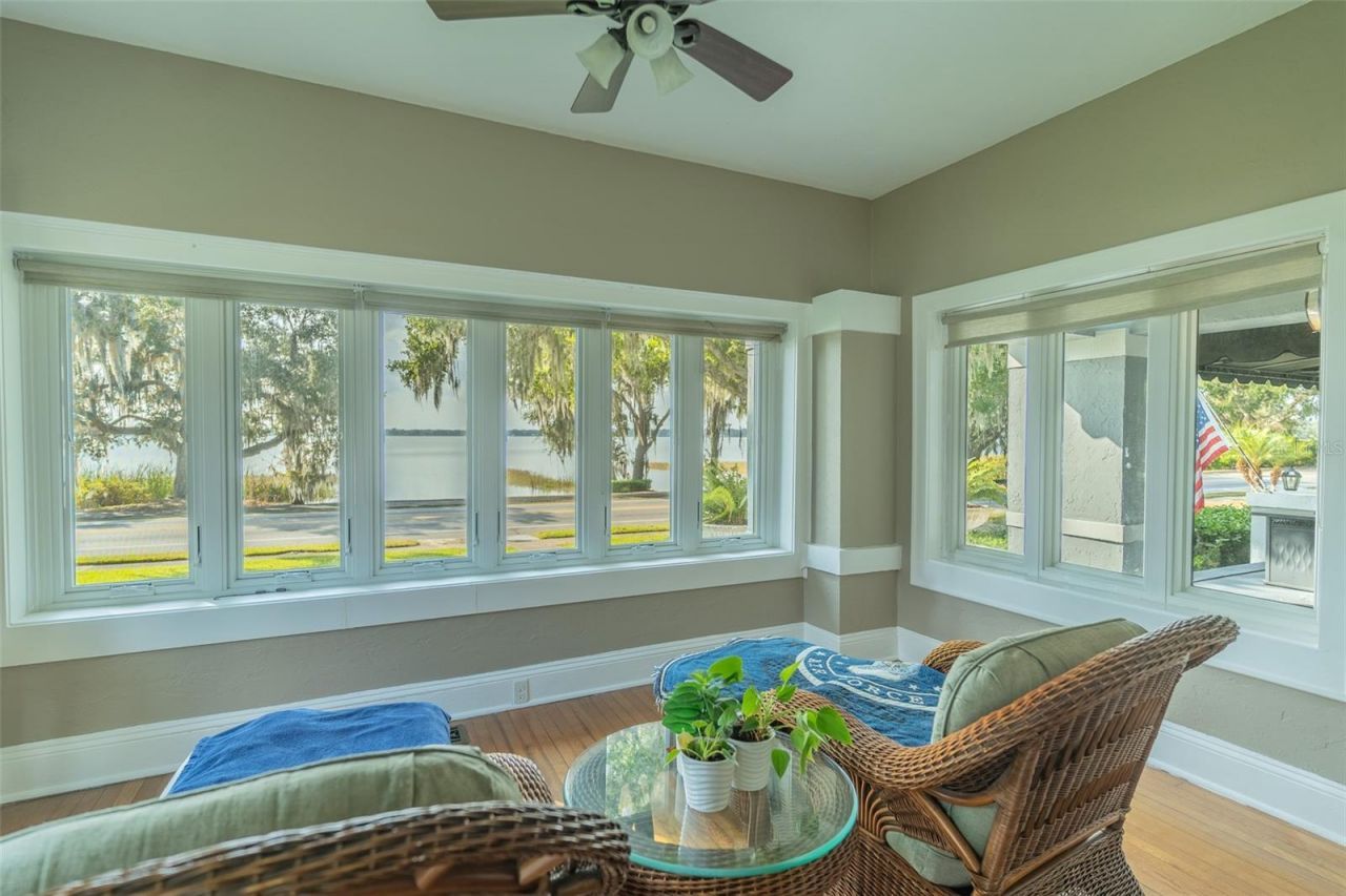 1433 N Lake Howard Drive, Winter Haven, FL 33881 Photo