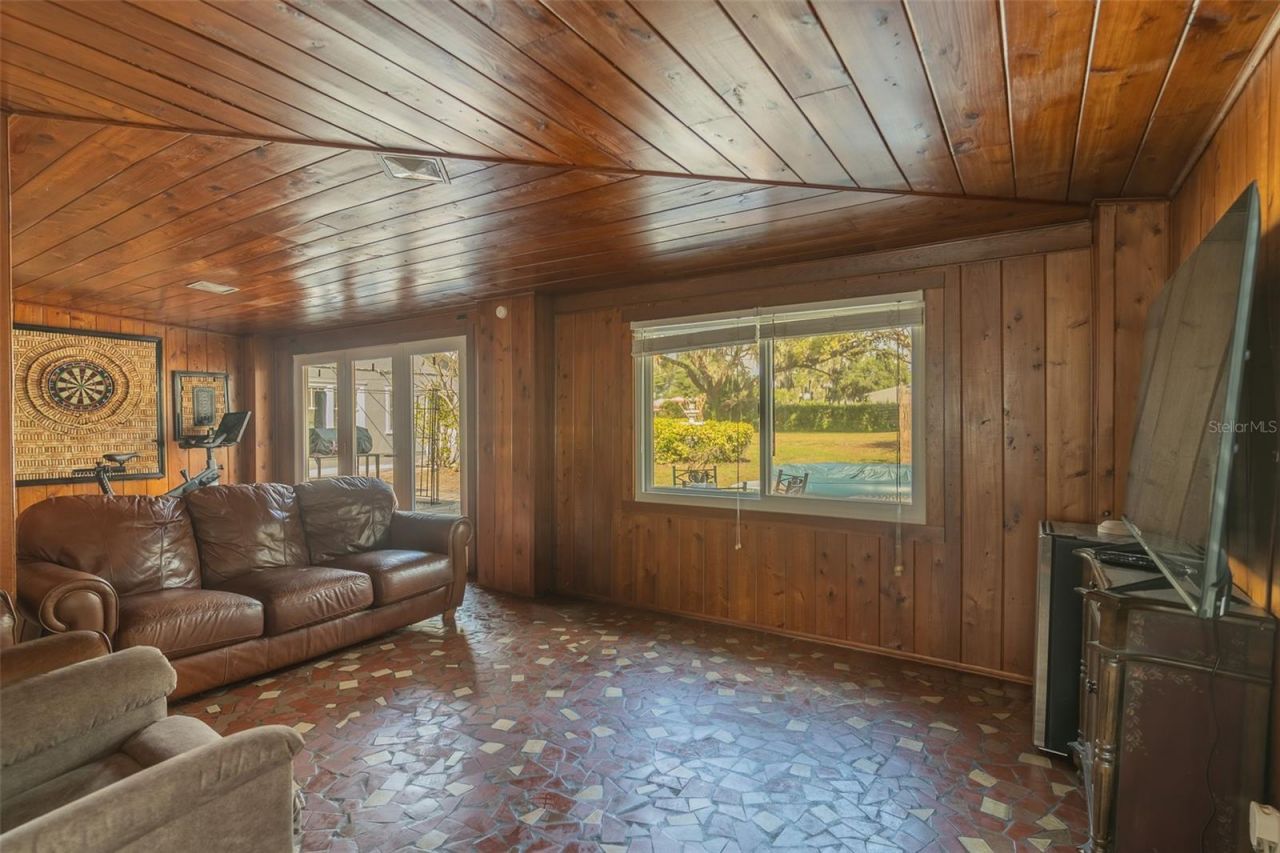 1433 N Lake Howard Drive, Winter Haven, FL 33881 Photo