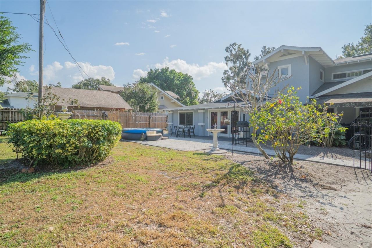 1433 N Lake Howard Drive, Winter Haven, FL 33881 Photo