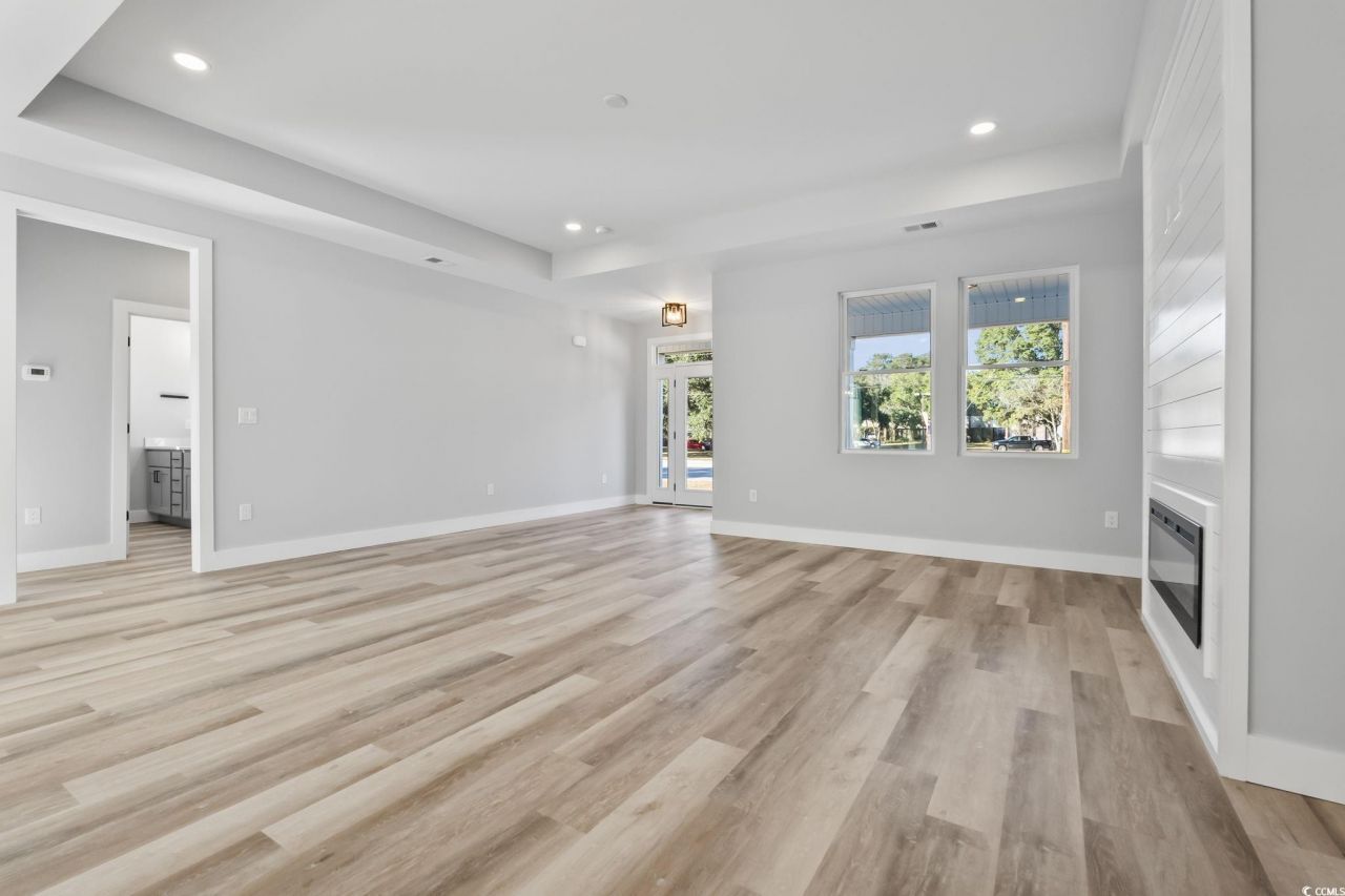 3301 Fourth Ave. Photo 11