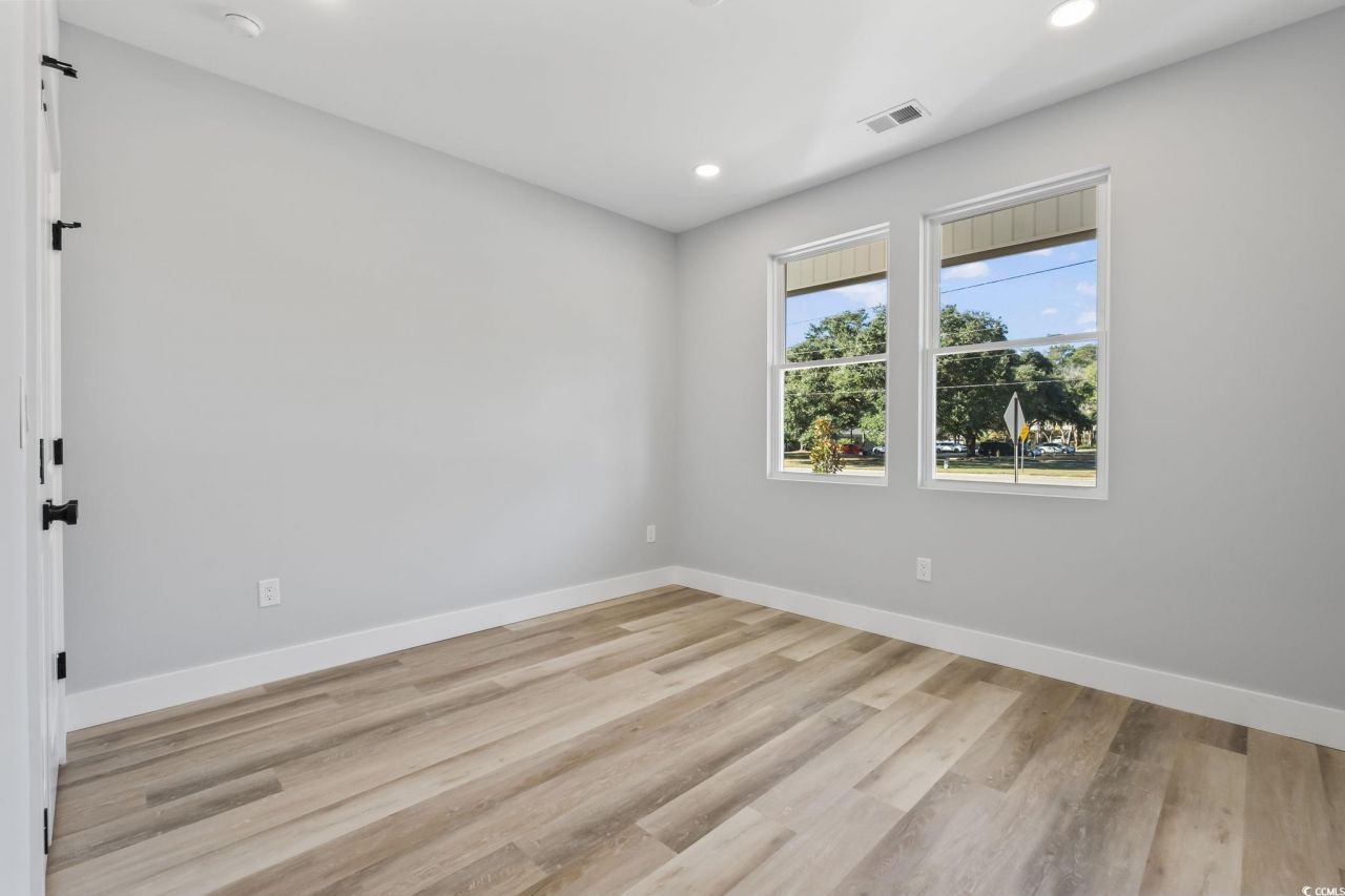 3301 Fourth Ave. Photo 26