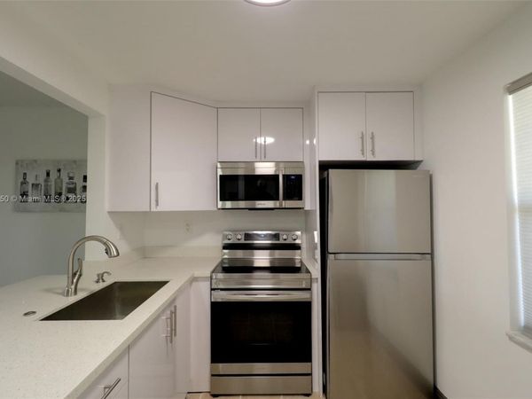 9300 Lime Bay Blvd, Unit 102, Tamarac, FL 33321