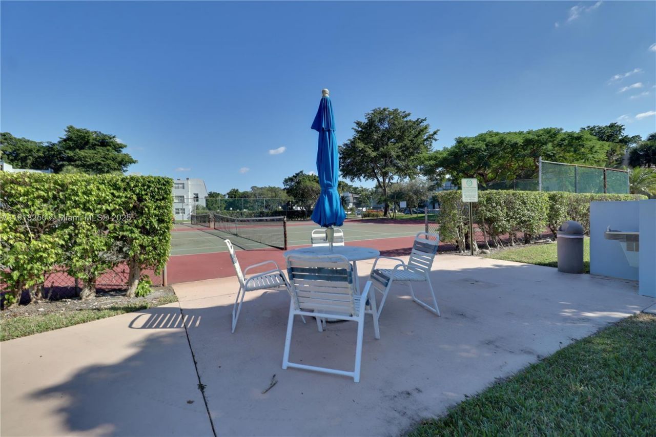 9300 Lime Bay Blvd, Unit 102, Tamarac, FL 33321 Photo