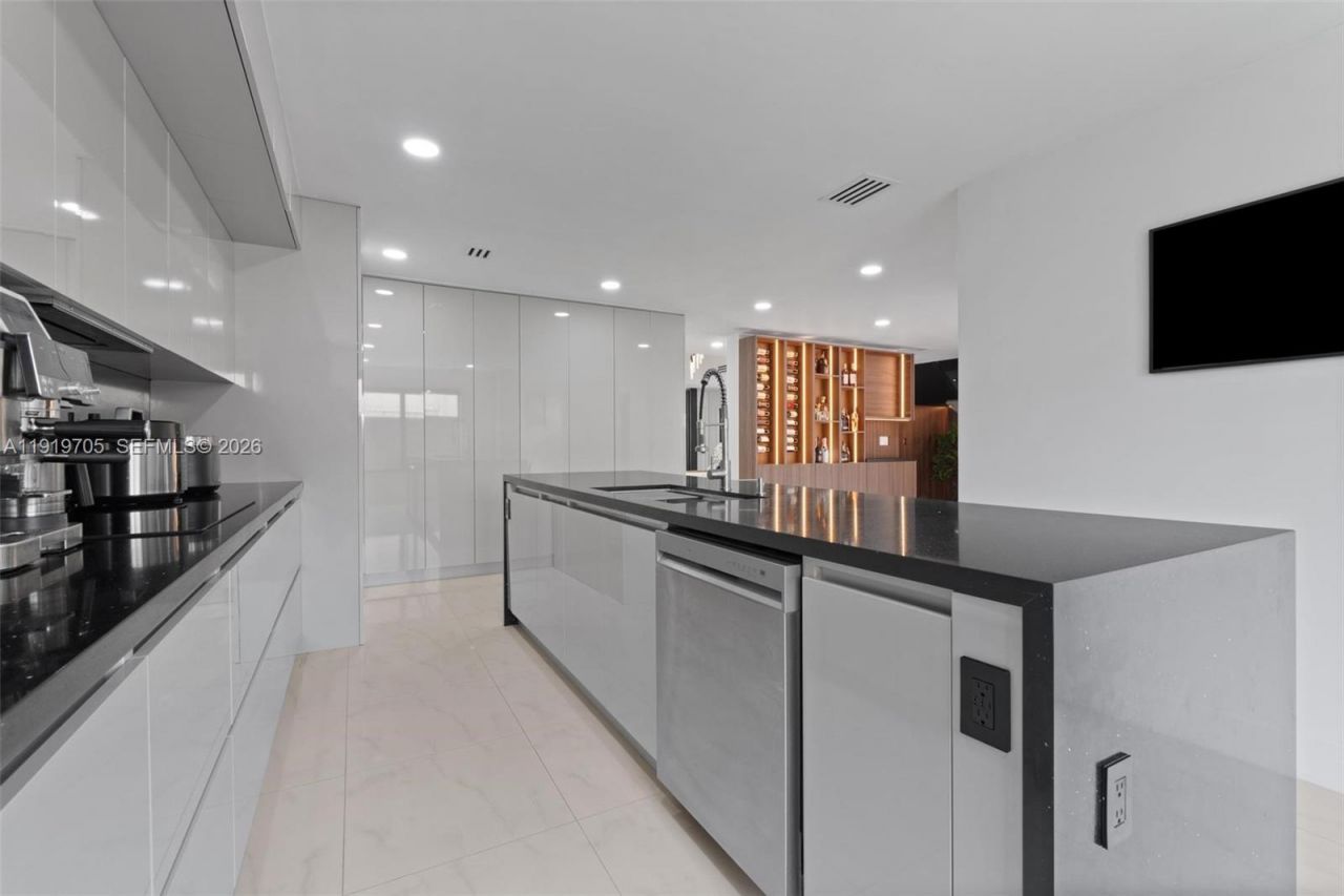 4014 SW 144th Pl, Miami, FL 33175 Photo