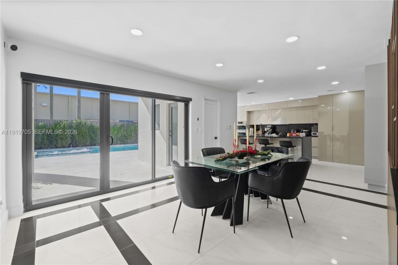 4014 SW 144th Pl, Miami, FL 33175 Photo