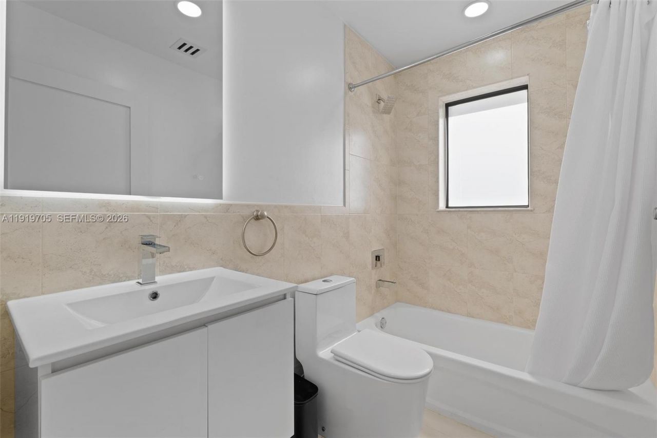 4014 SW 144th Pl, Miami, FL 33175 Photo