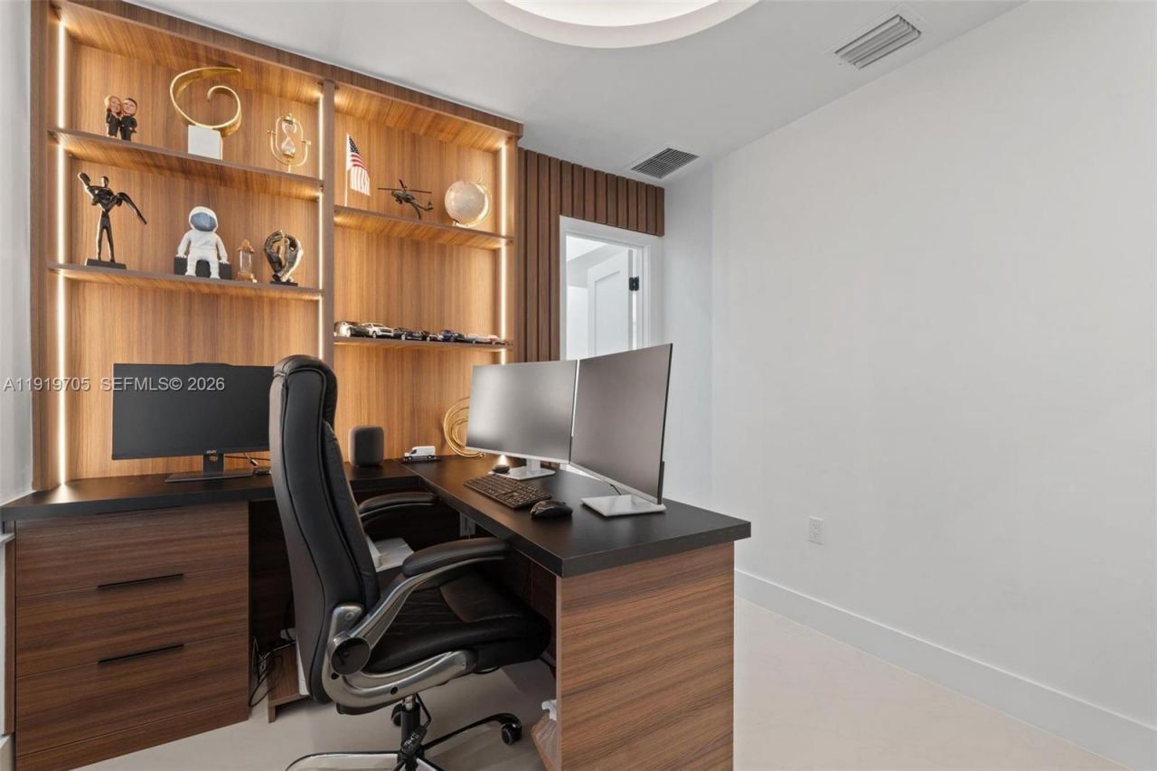 4014 SW 144th Pl, Miami, FL 33175 Photo