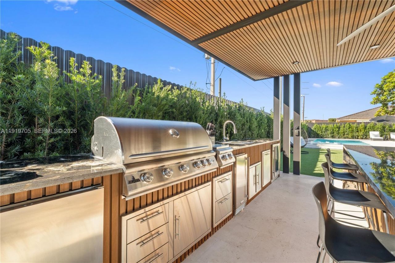 4014 SW 144th Pl, Miami, FL 33175 Photo