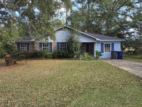 1820 N Cedar Street, Foley, AL 36535