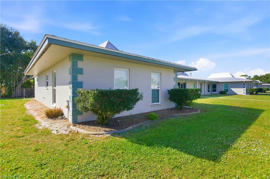 5725 Genesee Pkwy, Unit 10, Bokeelia, FL 33922 Photo