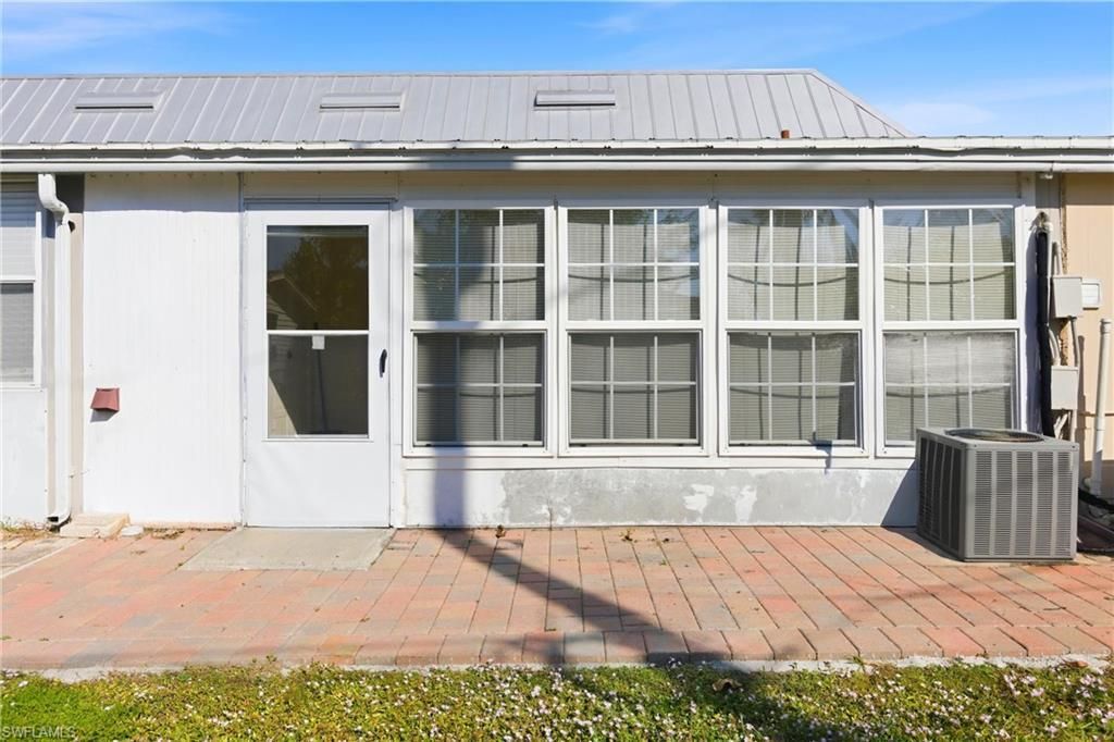 5725 Genesee Pkwy, Unit 10, Bokeelia, FL 33922 Photo