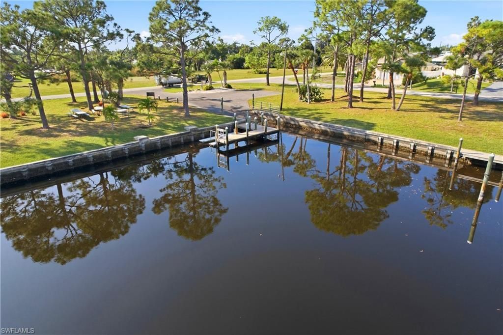 5725 Genesee Pkwy, Unit 10, Bokeelia, FL 33922 Photo