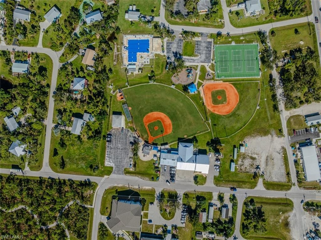 5725 Genesee Pkwy, Unit 10, Bokeelia, FL 33922 Photo