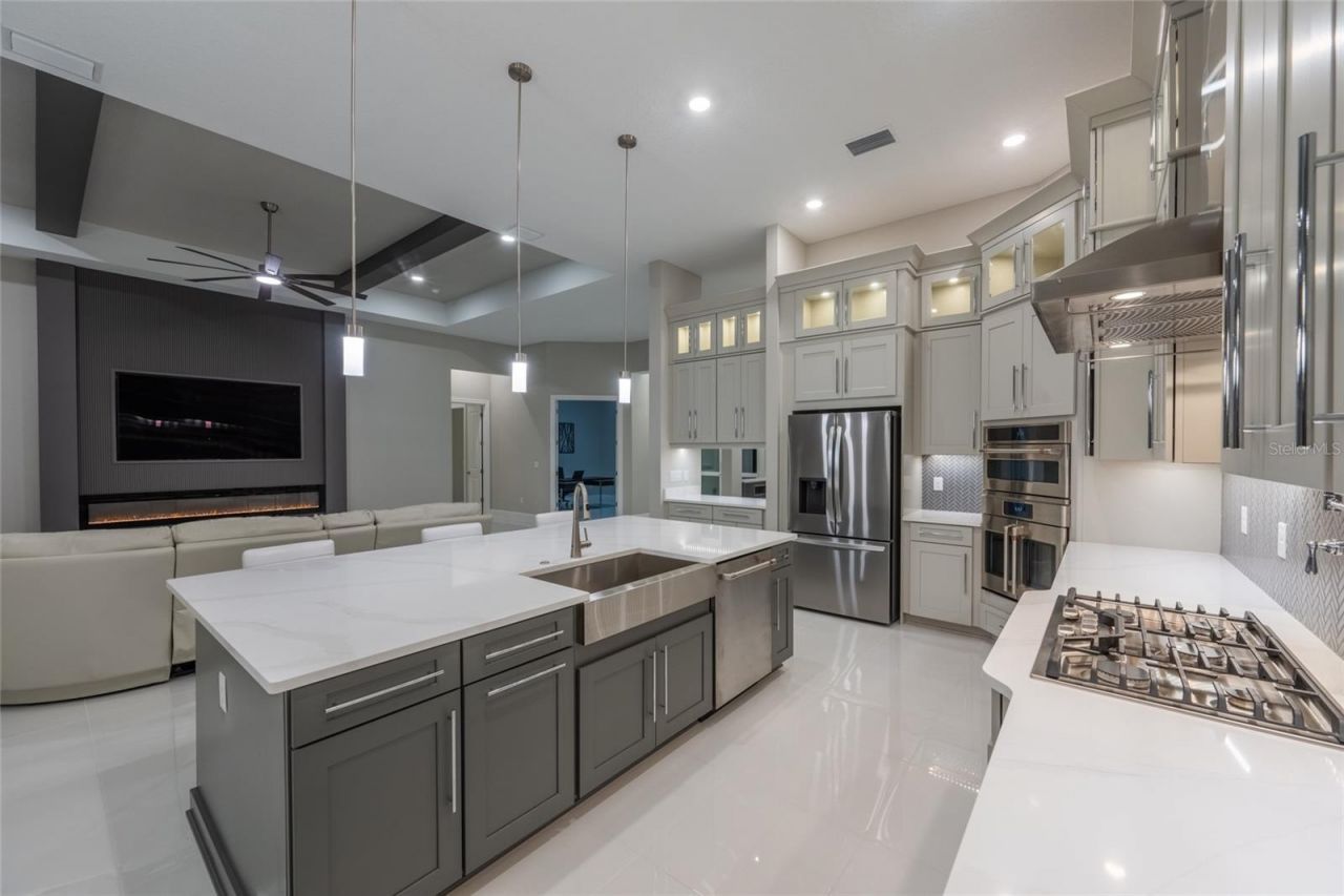 9451 Tequila Sunrise Drive, Sarasota, FL 34241 Photo