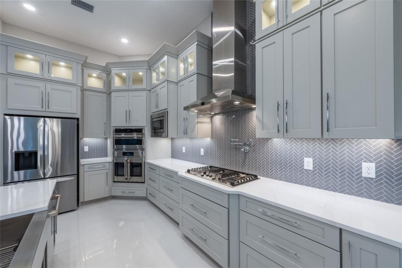 9451 Tequila Sunrise Drive, Sarasota, FL 34241 Photo