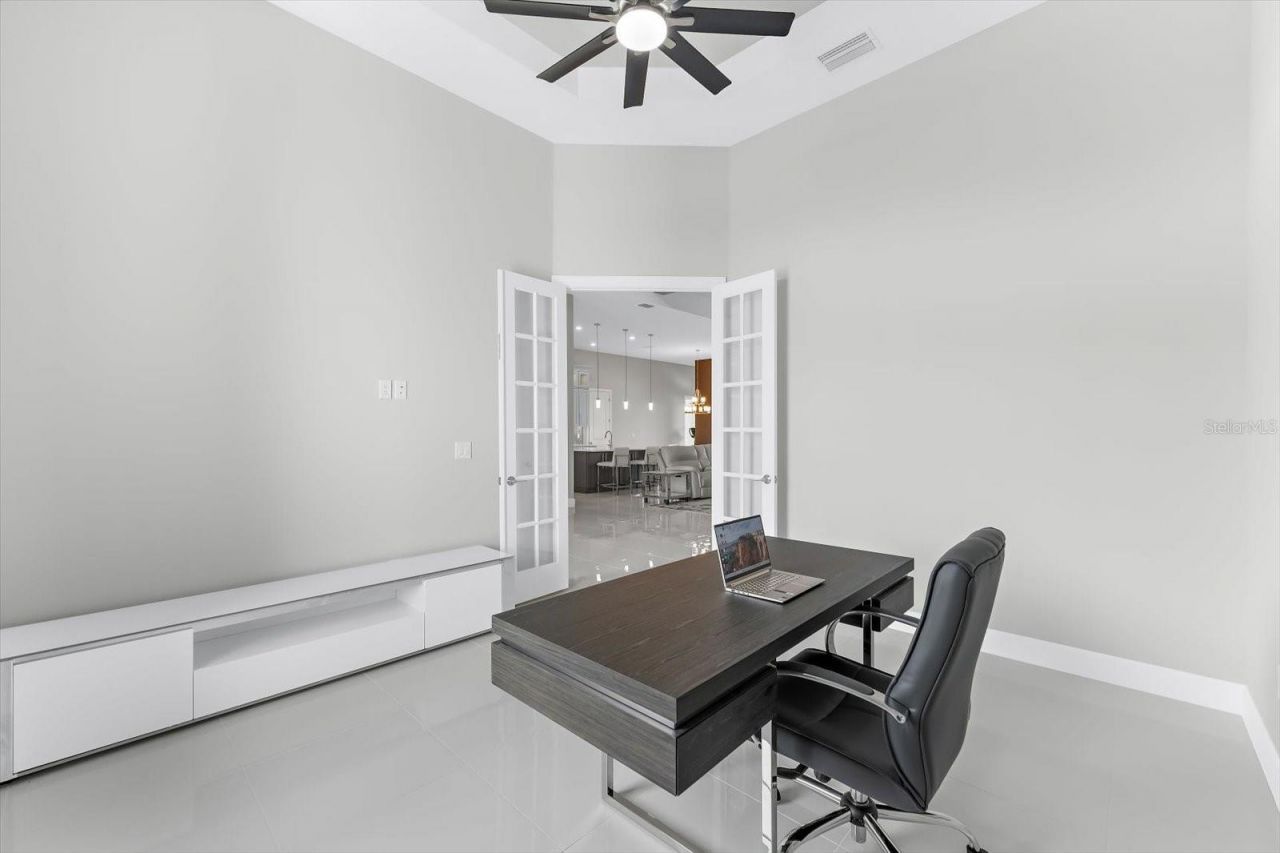 9451 Tequila Sunrise Drive, Sarasota, FL 34241 Photo