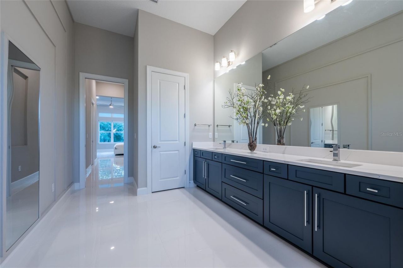 9451 Tequila Sunrise Drive, Sarasota, FL 34241 Photo